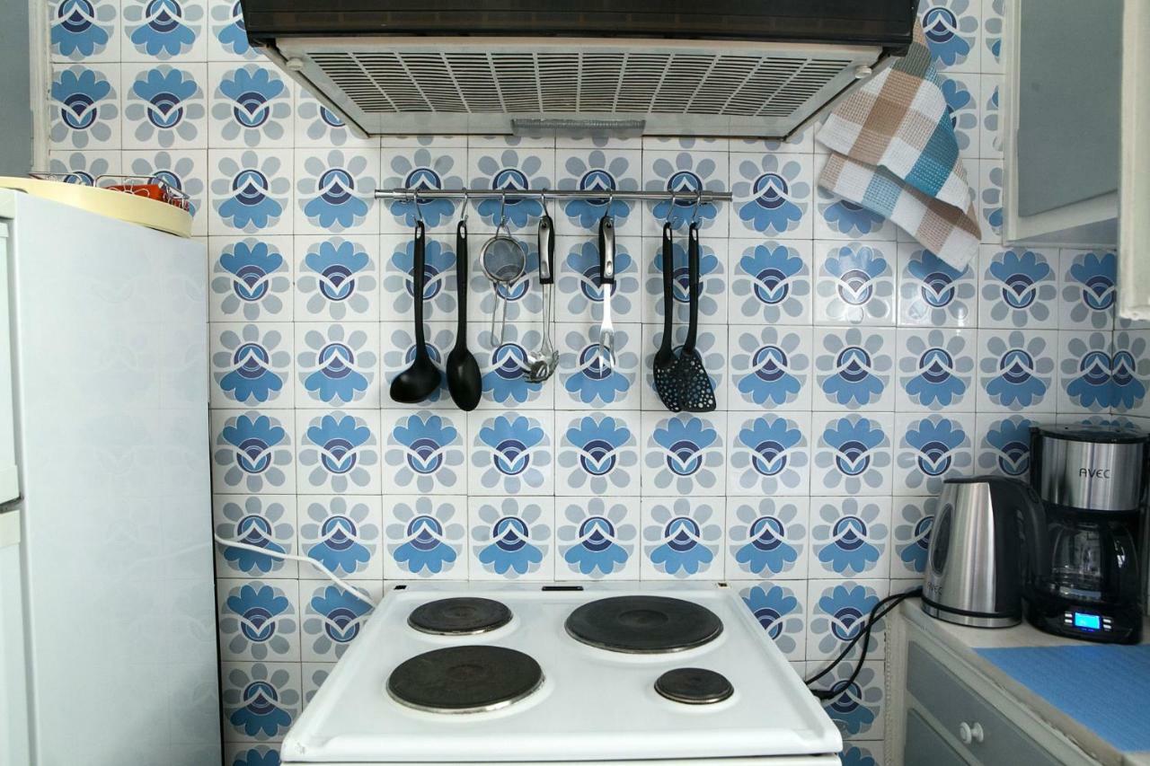 Best House, Larisis Metro, Athènes Extérieur photo