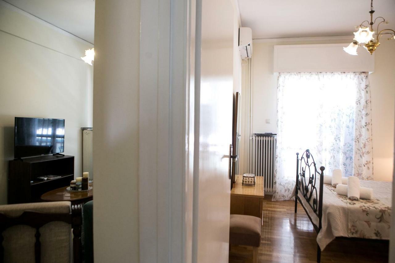 Best House, Larisis Metro, Athènes Extérieur photo