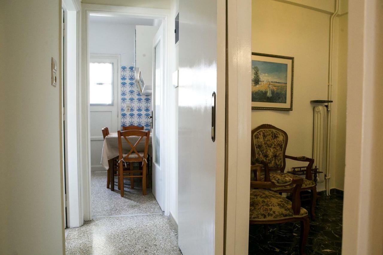 Best House, Larisis Metro, Athènes Extérieur photo